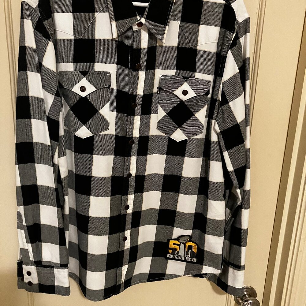 NWOT Men's authentic Levi's official NFL Super Bowl 50 flannel shirt